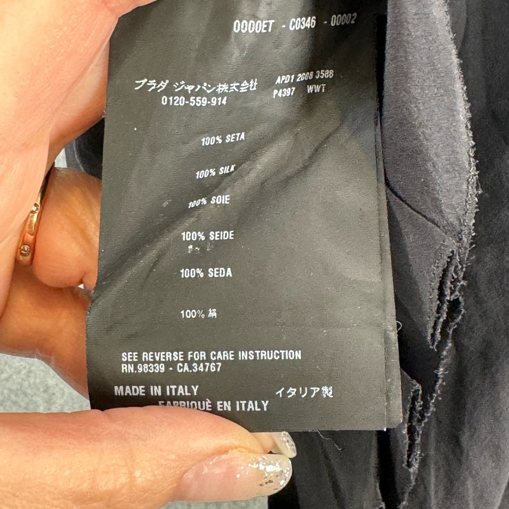 Prada 100% Silk Blouse in Black - Picture 5 of 5